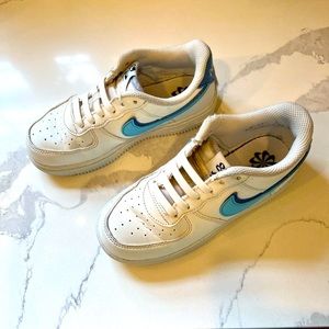 Girl’s Air Force 1s